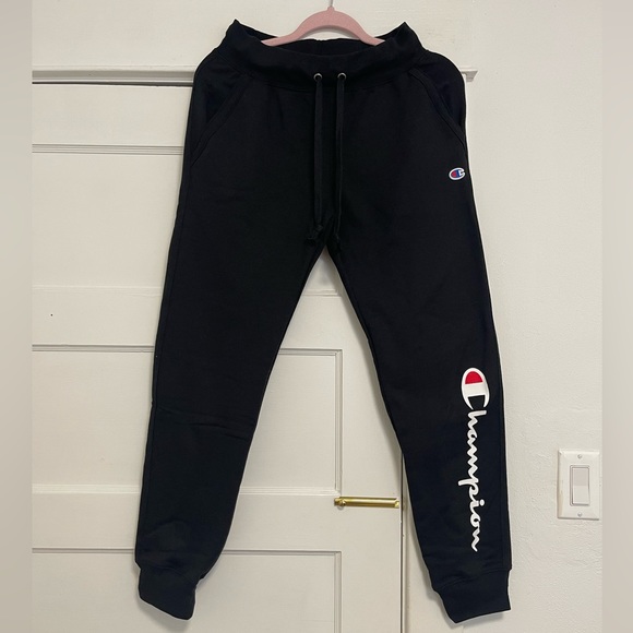 NWT Women’s Size Small Champion Drawstring Fleece Joggers With Logo Print Black - Picture 4 of 13